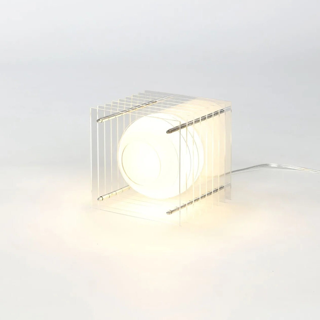 LOP SMALL SQUARE CLEAR CE