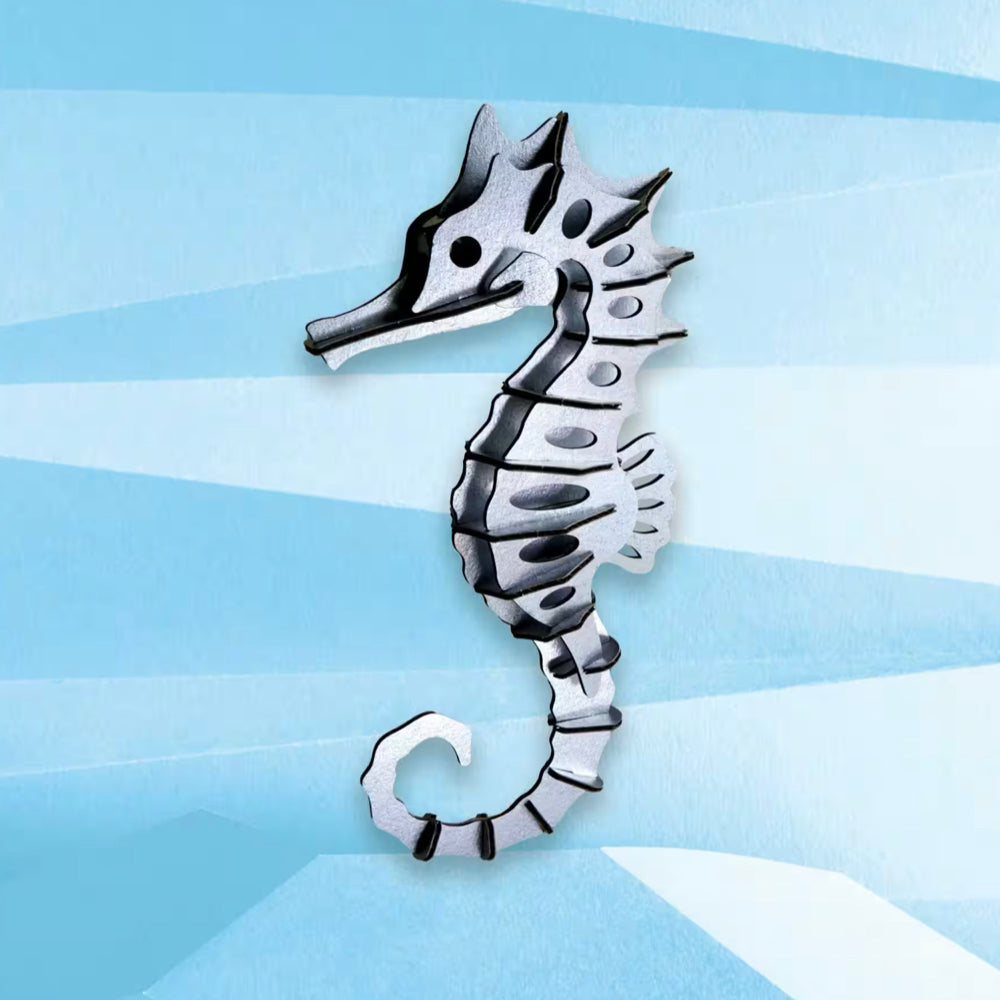 SEAHORSE LARGE | HAMMERED SILVER