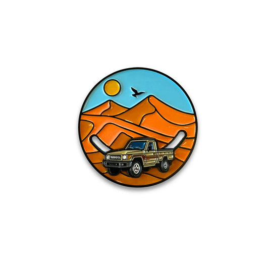 SLIDER CAR IN DESERT PIN