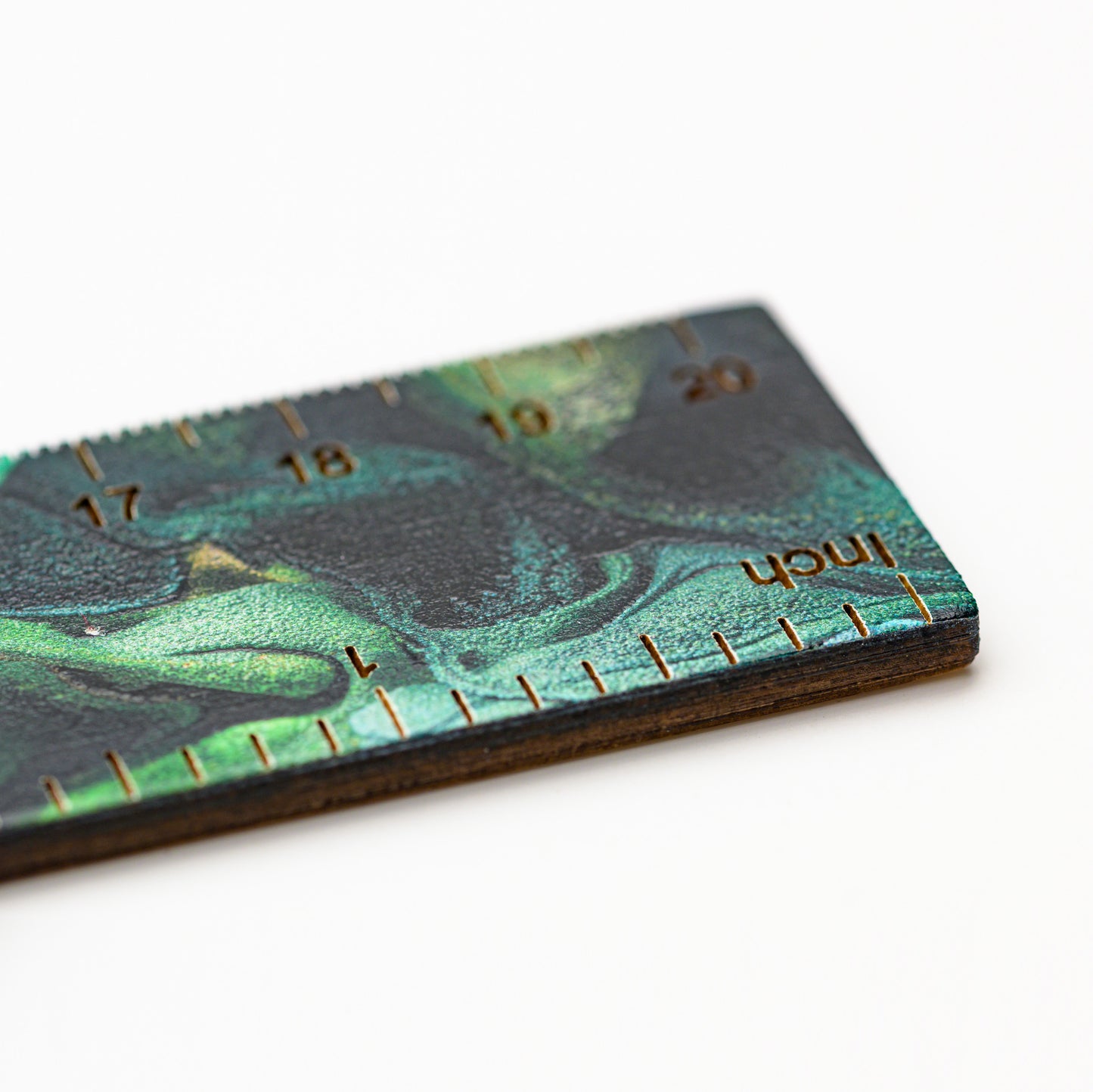 MOTF X REFIK RULER | GREEN