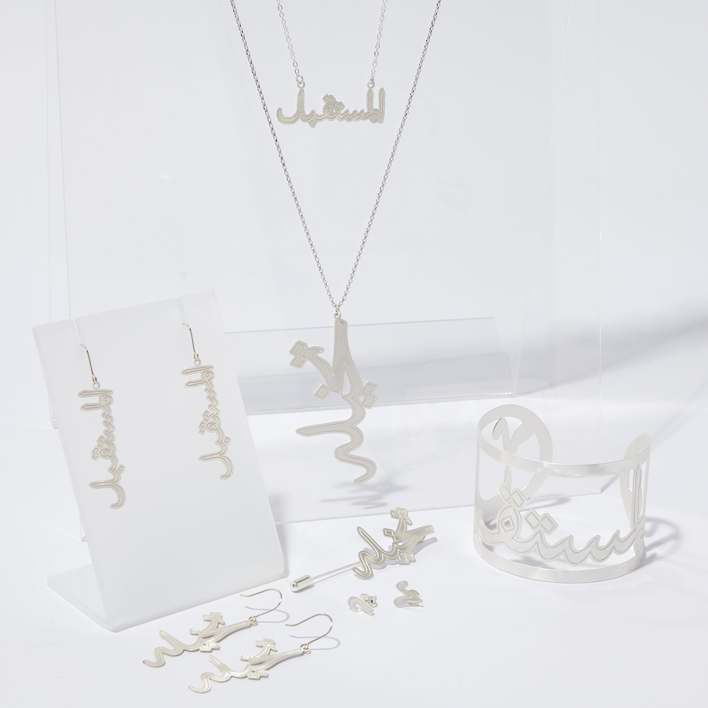 MOTF CALLIGRAPHY THE FUTURE BRACELET | SILVER