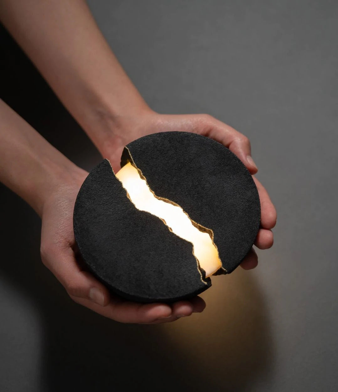 TENO LIGHT SPEAKER | LAVA BLACK