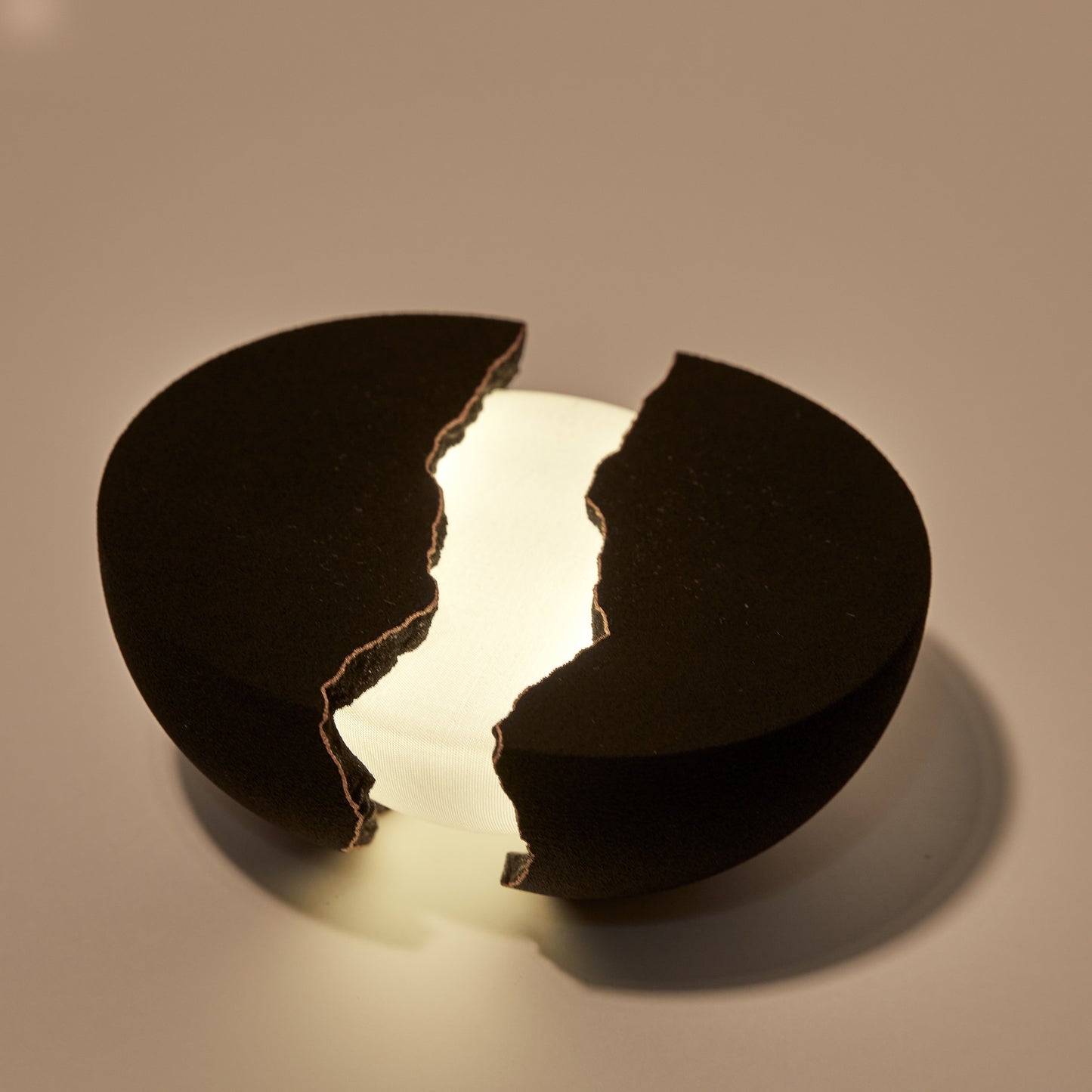 TENO LIGHT SPEAKER | LAVA BLACK