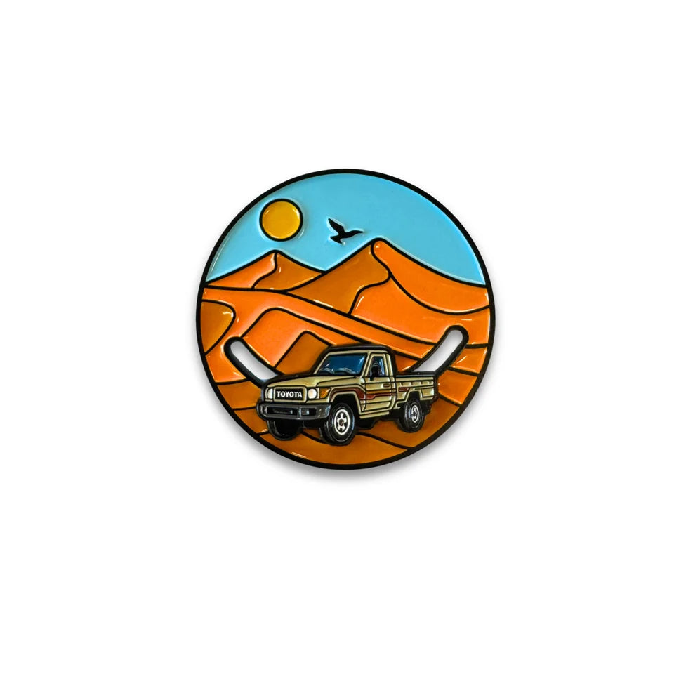 SLIDER CAR IN DESERT PIN
