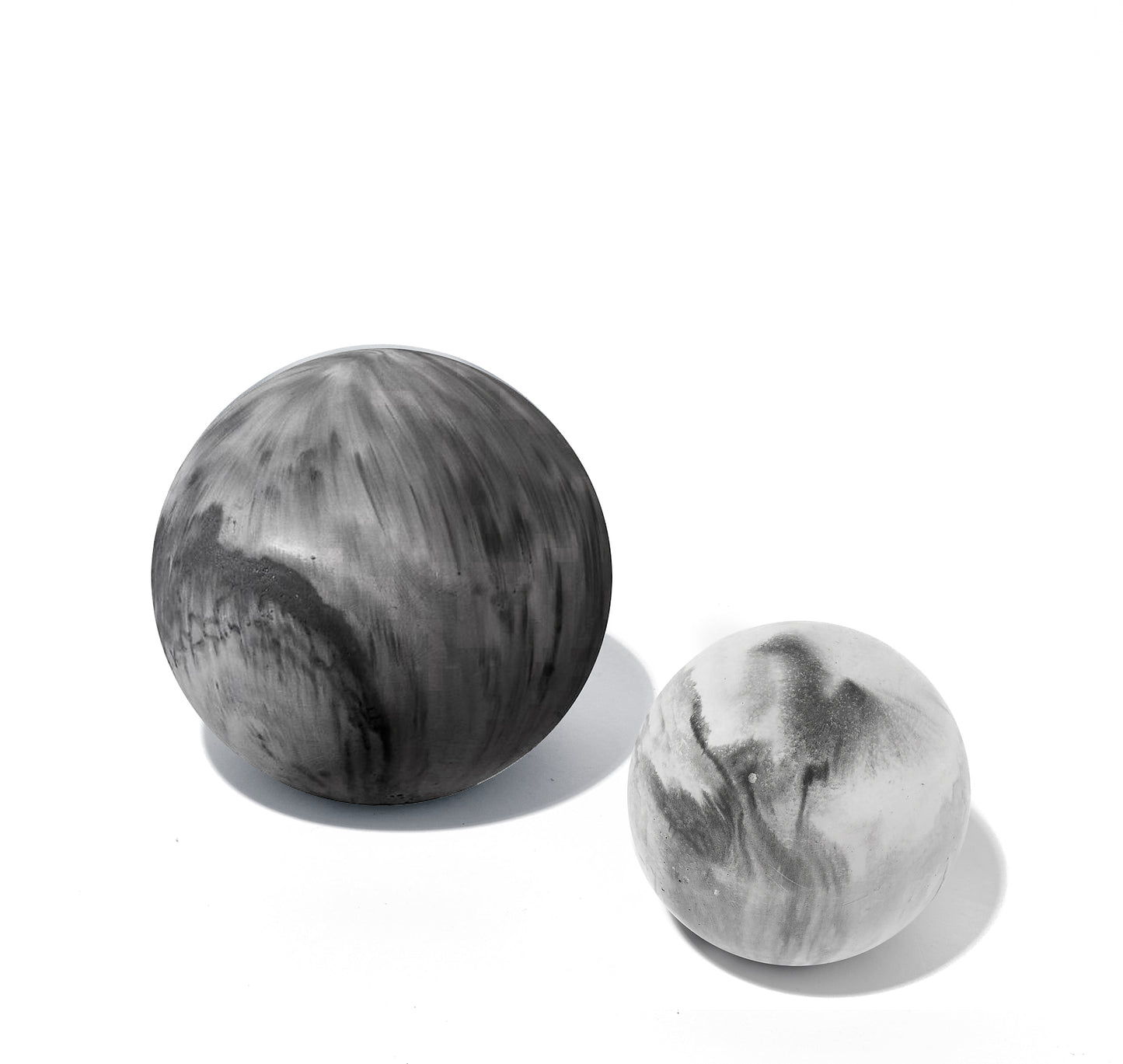 PLANET PAPERWEIGHT | LARGE GREY
